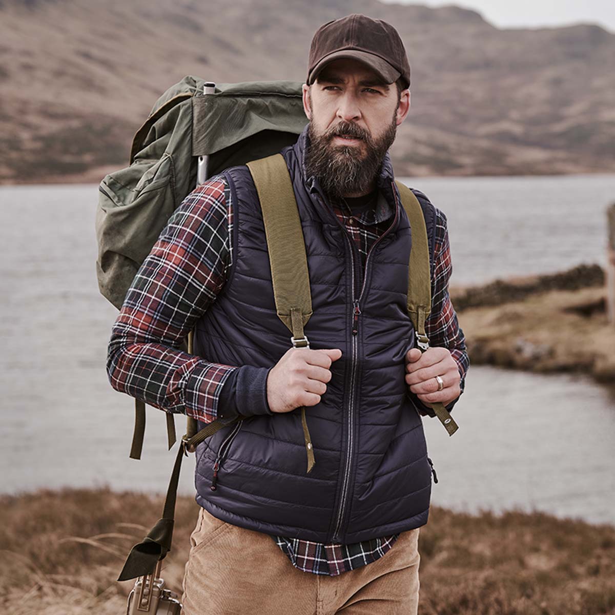 Hoggs Of Fife Kingston Rip-Stop Gilet Navy/Merlot
